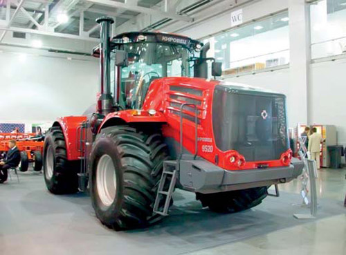 Энергоэффективная версия сельскохозяйственного трактора «Кировец» К_9520 с двигателем мощностью 516 л.с.