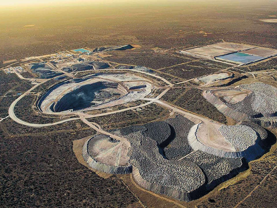 Diamond producers ranking next after De Beers and ALROSA