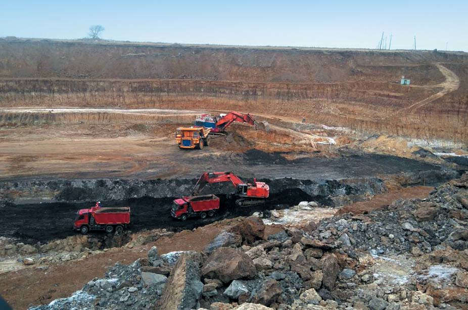 Приморский край. Новый разрез «Некковый» В декабре 2017 г. добыта первая тонна угля на участке «Некковый» Липовецкого каменноугольного месторождения