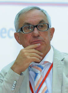Козлов Михаил Яковлевич, директор по безопасности производства АО «ОМК»