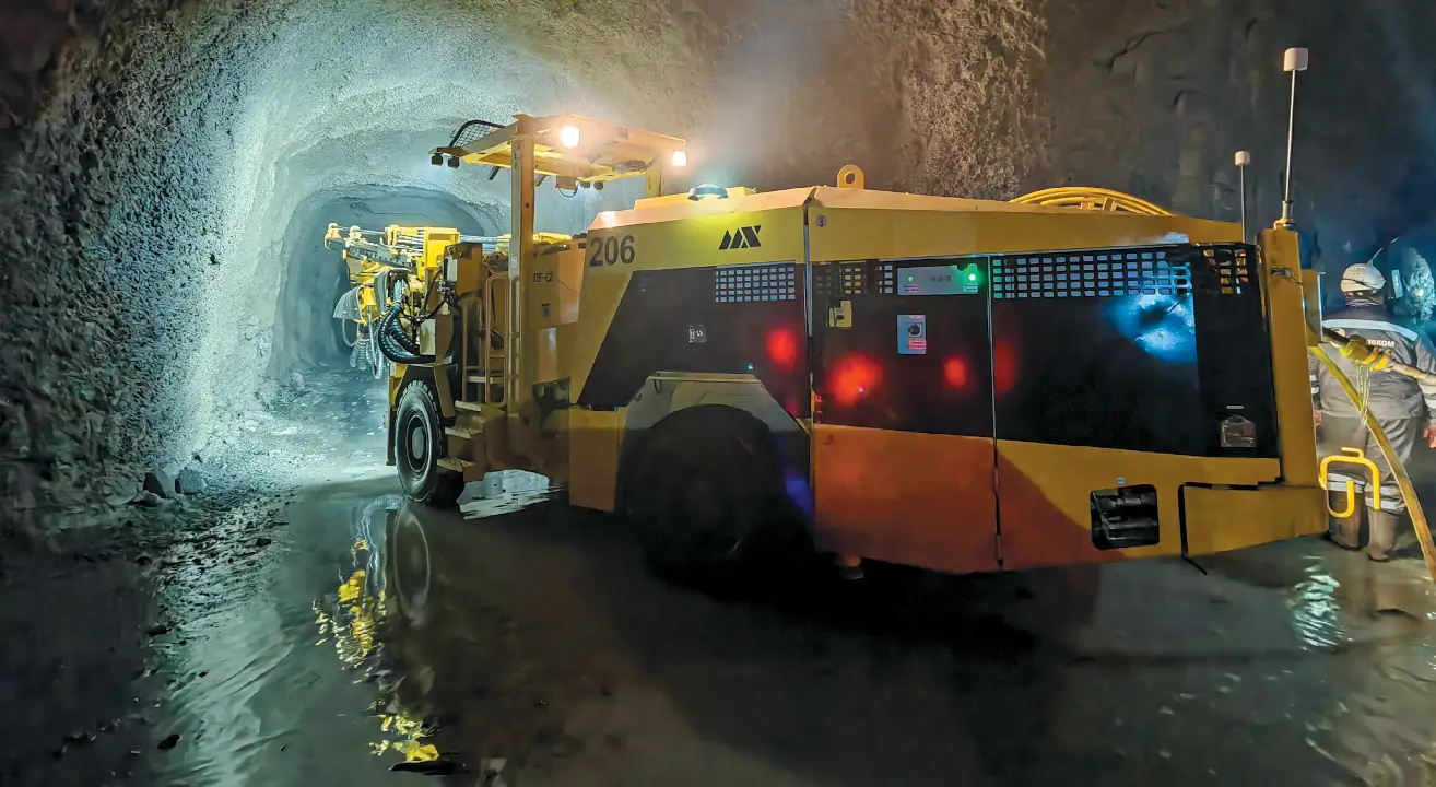 Буровая проходческая установка DF-C2  с двумя стрелами:  даёшь производительность!