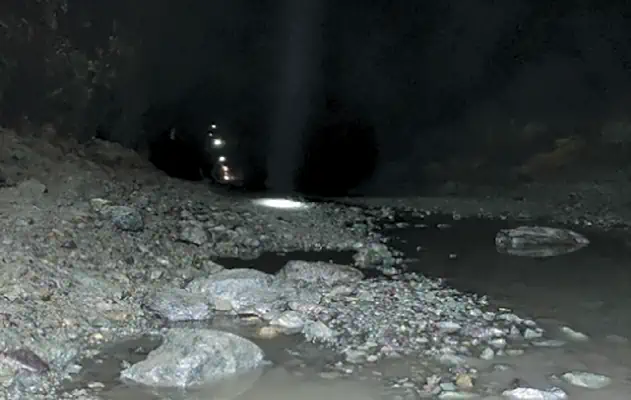 0Рис. 1 Дороги в подземных рудниках  АО «Учалинский ГОК» Fig. 1 Roads in the underground  mines of JSC Uchalinsky GOK