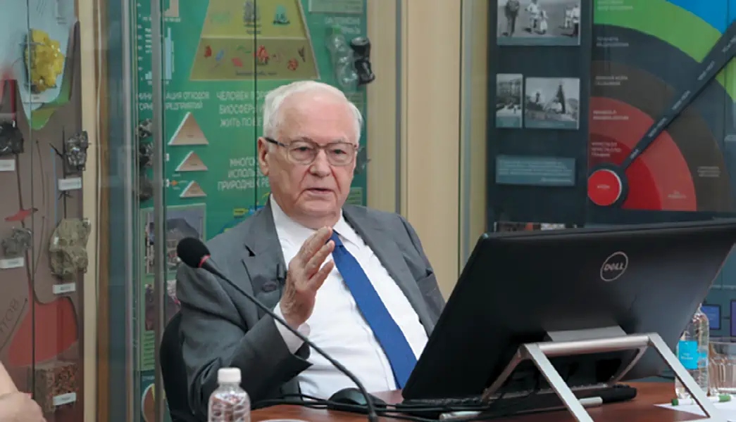 Рис. 11 Телемост-лекция академика РАН Р.И. Нигматулина, 2025 г.