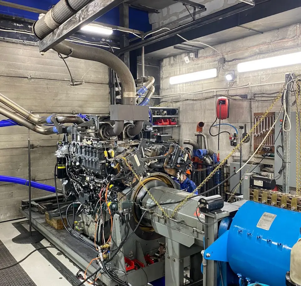 Испытания производятся на стенде POWER TEST ENGINE Dynamometer 35X06 (США)